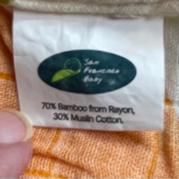 San Francisco Bay Clementine muslin swaddle cloth - Picture 7 of 9